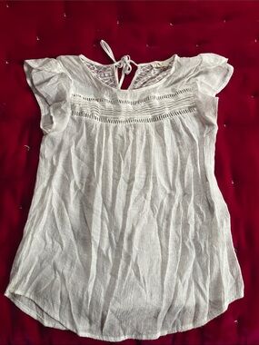 White Lace Yoke Flutter Sleeve Tunic Top